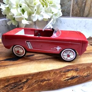 Hallmark Kiddie Car Classics 1964 1/2 Ford Mustang